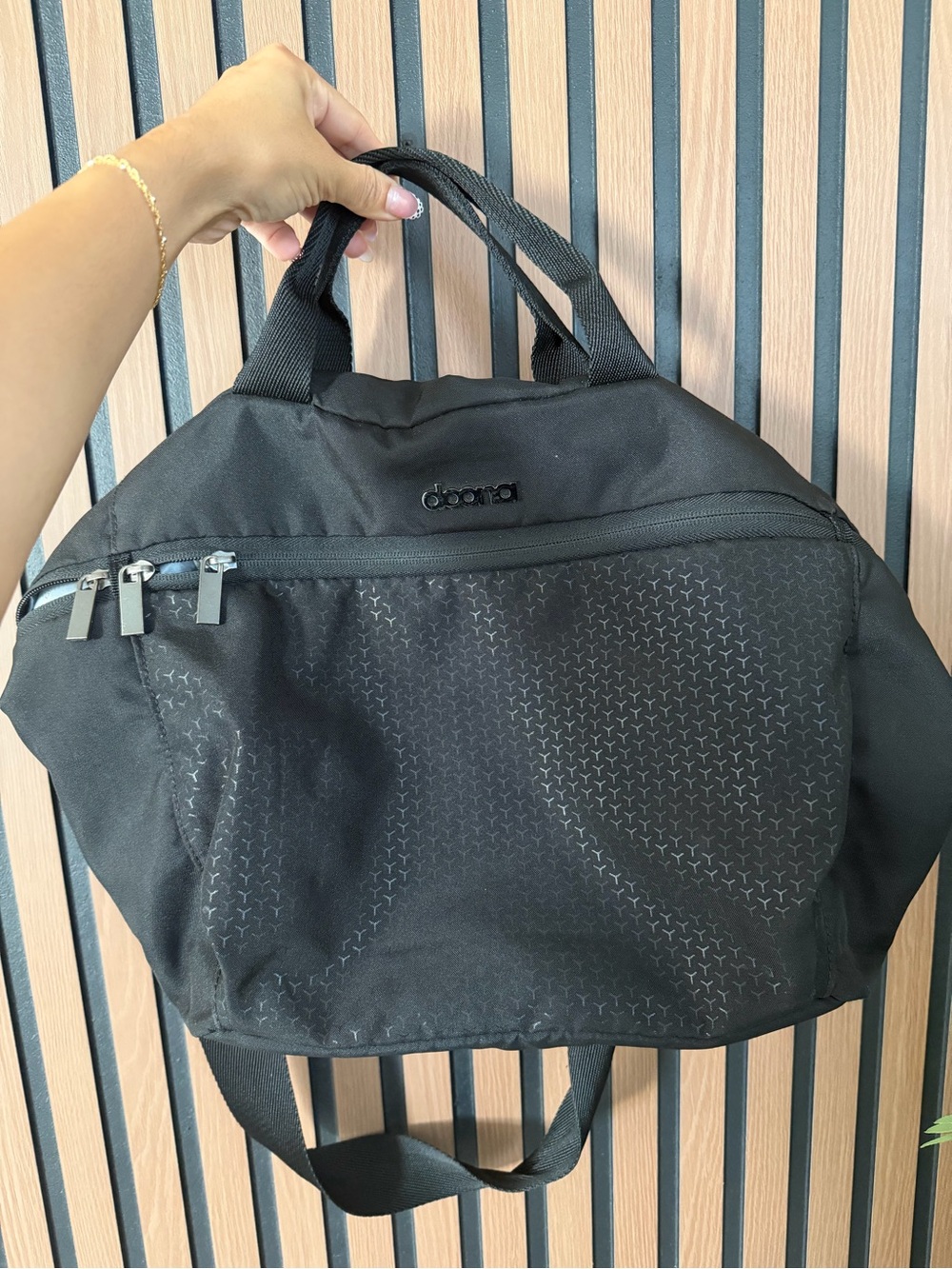 Doona Diaper Clip in Traveling Bag